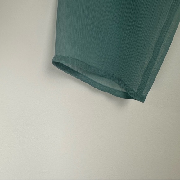 Mix it Petite Women's Top Size Large Green Sheer Embroidered Sequin Maximalist - Picture 6 of 10